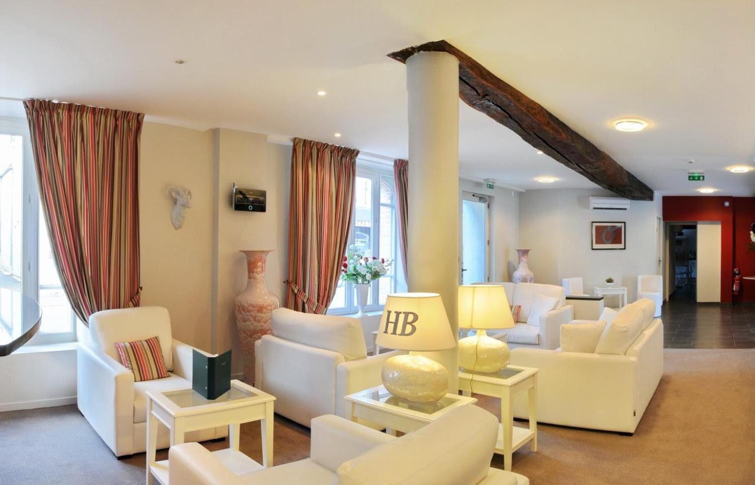 Hotel Burgevin 3*